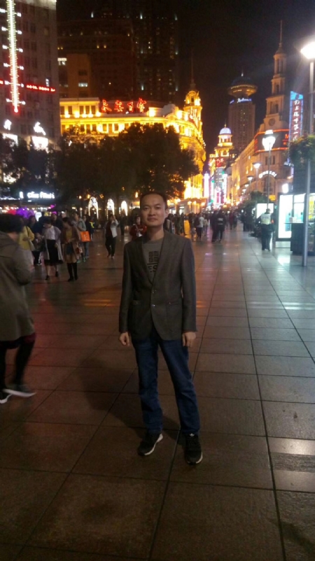 水池养鱼的第一张照片--乌鲁木齐相亲服务中心