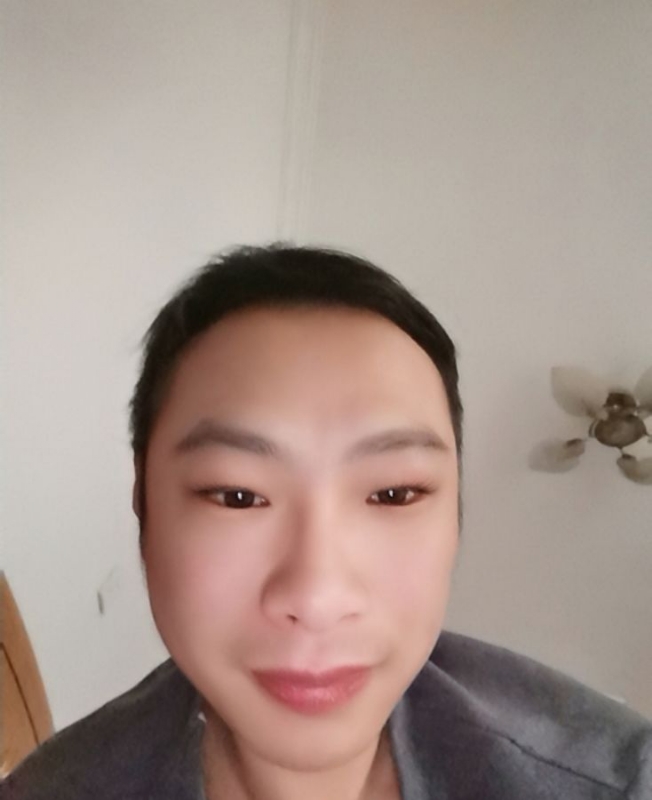 陈峰的第一张照片--乌鲁木齐相亲服务中心