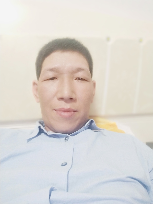 寂寞的等待的第一张照片--乌鲁木齐相亲服务中心