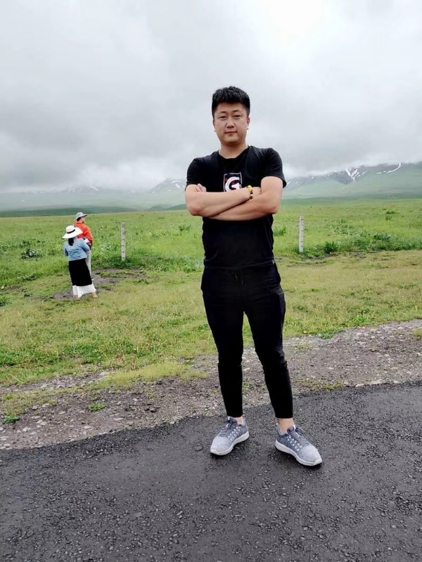 时间厮守的第一张照片--乌鲁木齐相亲服务中心