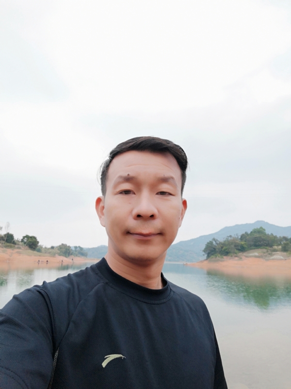 有容乃大的第一张照片--乌鲁木齐相亲服务中心