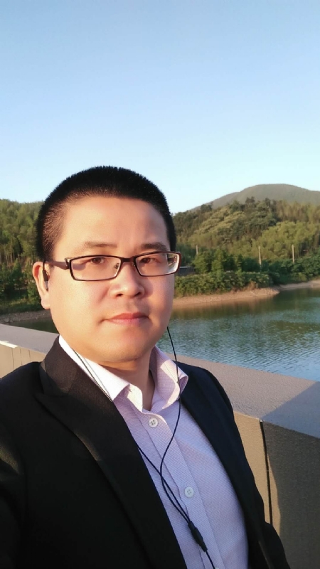 顾律师的第三张照片--乌鲁木齐相亲服务中心