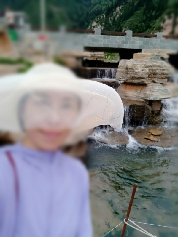 沥秋的第一张照片--乌鲁木齐相亲服务中心