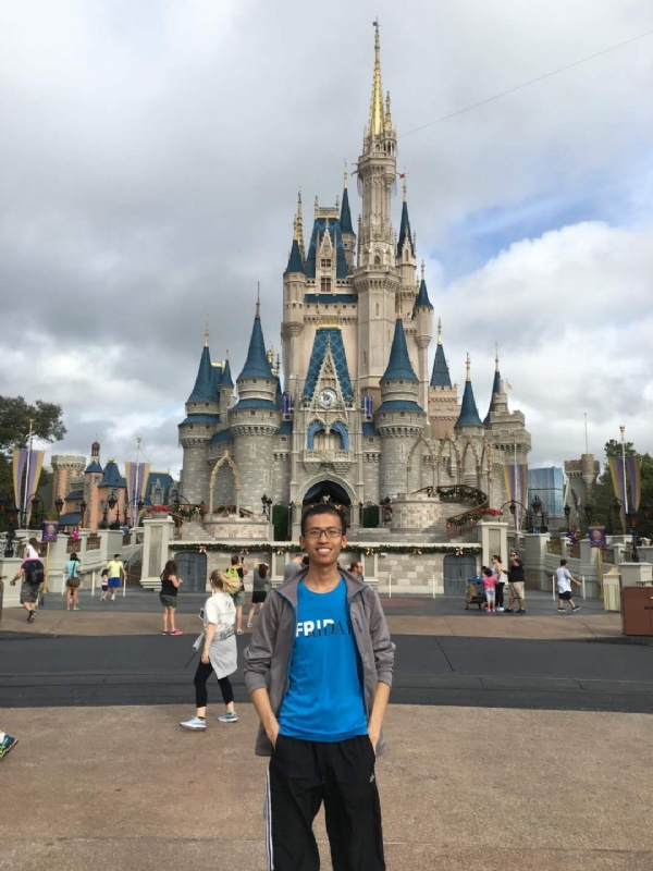 太阳花的第一张照片--乌鲁木齐相亲服务中心