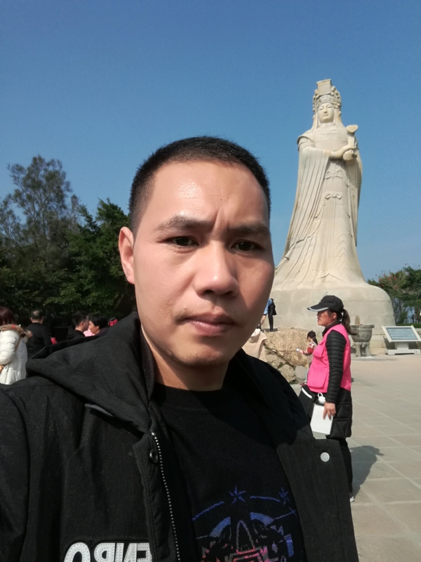 不羁的风的第一张照片--乌鲁木齐相亲服务中心