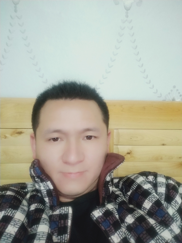 寻找一个真实的她的第一张照片--乌鲁木齐相亲服务中心