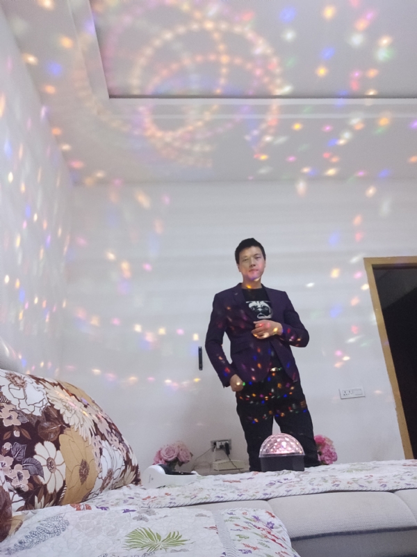 慕凡的第一张照片--乌鲁木齐相亲服务中心