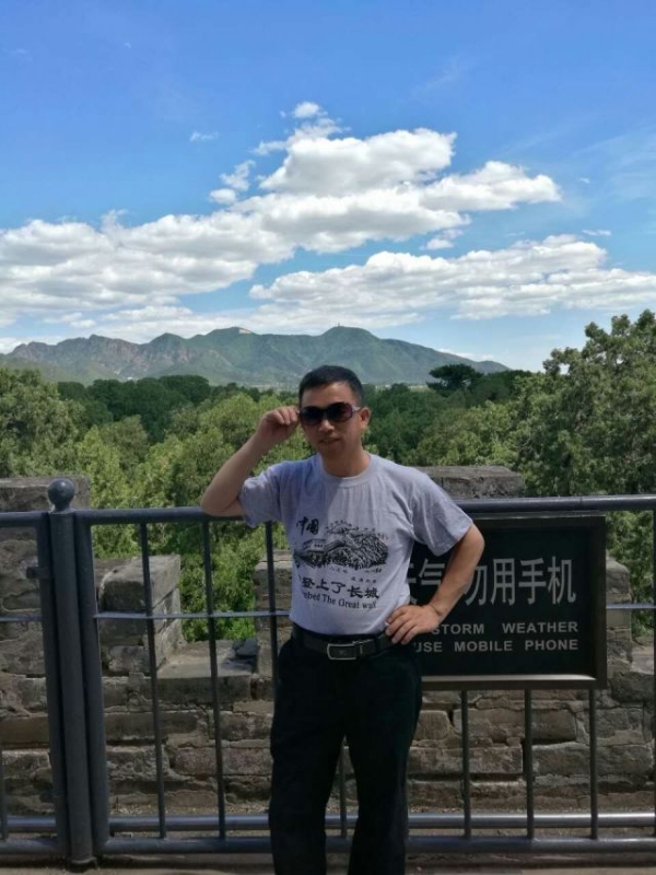 天天心情好的第一张照片--乌鲁木齐相亲服务中心