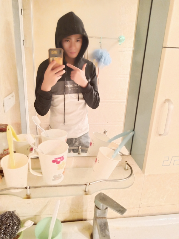 时间让我变傻的第一张照片--乌鲁木齐相亲服务中心