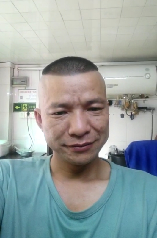 自创生涯的第一张照片--乌鲁木齐相亲服务中心