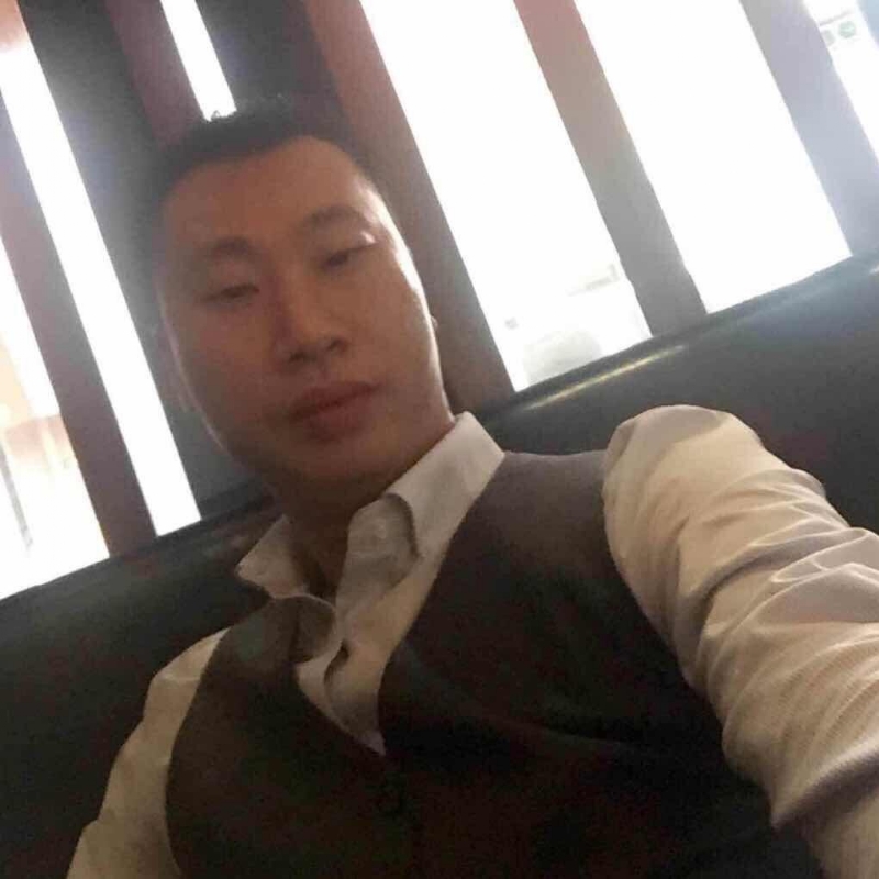 陈威的第一张照片--乌鲁木齐相亲服务中心