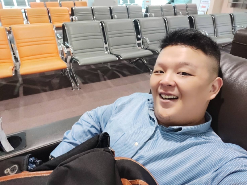 hu的第三张照片--乌鲁木齐相亲服务中心