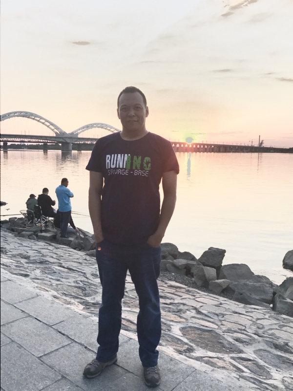 海天一色的第一张照片--乌鲁木齐相亲服务中心