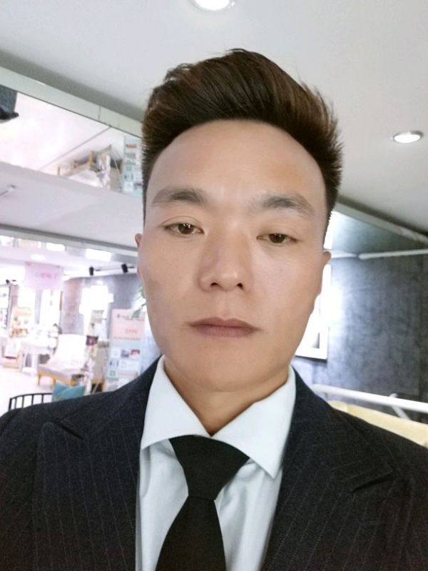 醉酒的蝴蝶的第一张照片--乌鲁木齐相亲服务中心