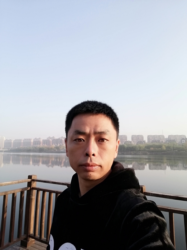 蓝颜的第一张照片--乌鲁木齐相亲服务中心