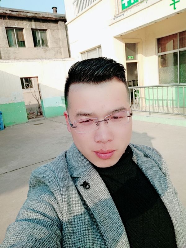 舍得的第一张照片--乌鲁木齐相亲服务中心