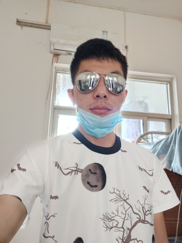 馨荣的第二张照片--乌鲁木齐相亲服务中心