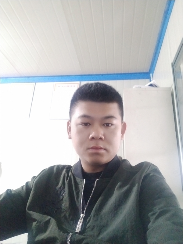 少校的第一张照片--乌鲁木齐相亲服务中心