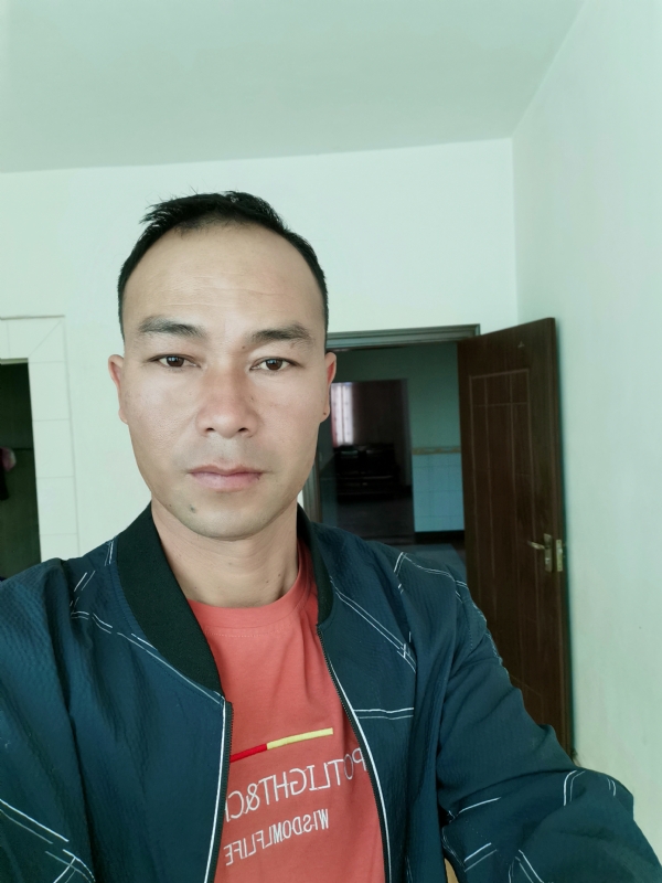 昊宇的第一张照片--乌鲁木齐相亲服务中心