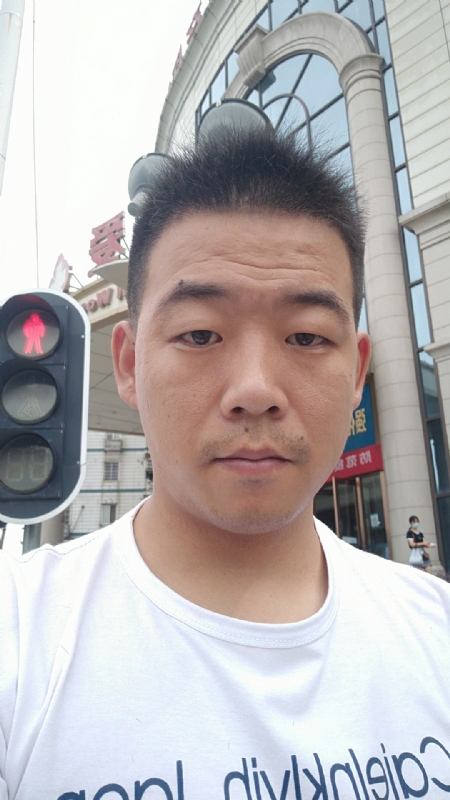 夜空的第一张照片--乌鲁木齐相亲服务中心