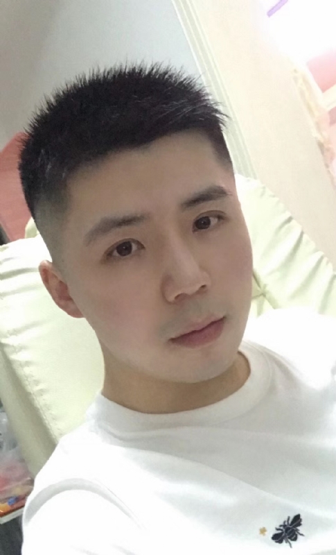 阿信的第一张照片--乌鲁木齐相亲服务中心