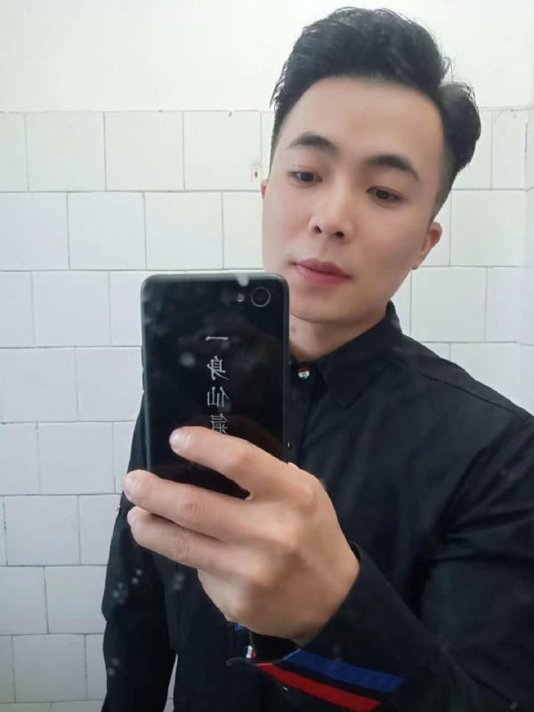 画地为牢的第一张照片--乌鲁木齐相亲服务中心