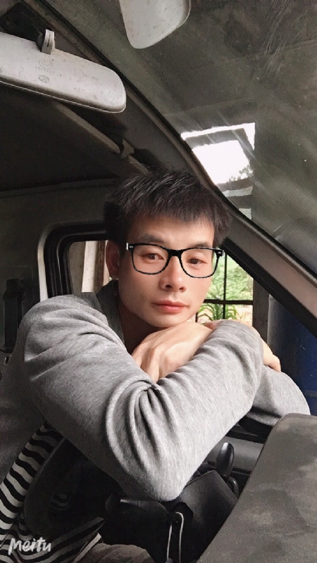 铭记于心的第一张照片--乌鲁木齐相亲服务中心