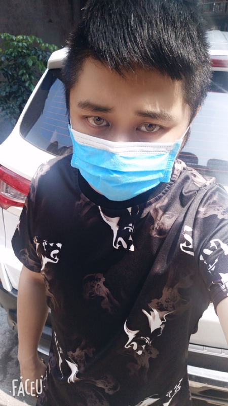 小周周的第一张照片--乌鲁木齐相亲服务中心