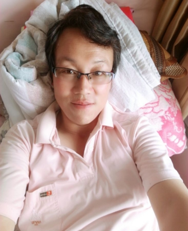 一吻天荒的第一张照片--乌鲁木齐相亲服务中心