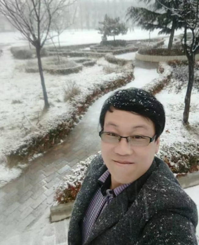 一吻天荒的第二张照片--乌鲁木齐相亲服务中心