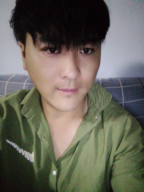 舍不得的第一张照片--乌鲁木齐相亲服务中心