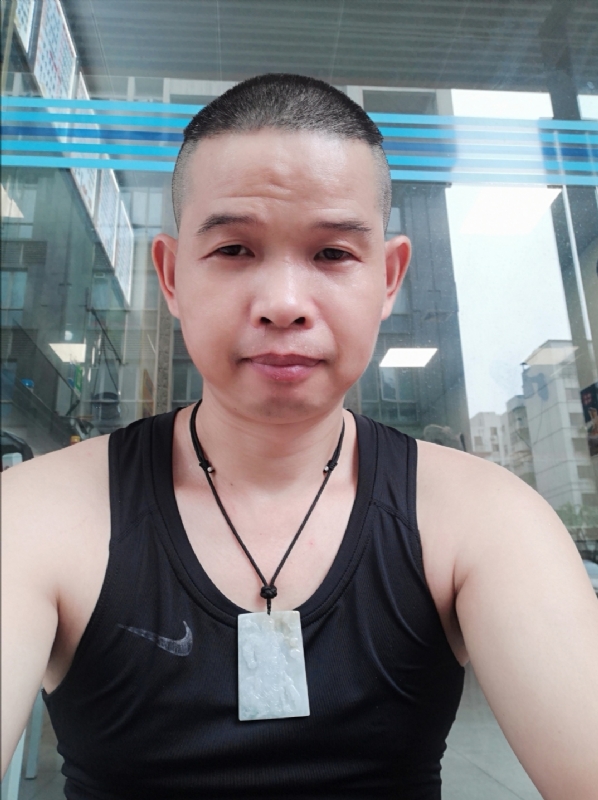 曾生的第一张照片--乌鲁木齐相亲服务中心