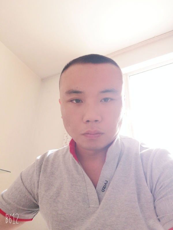 那夜的风的第一张照片--乌鲁木齐相亲服务中心