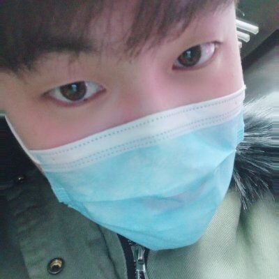 大学生的第一张照片--乌鲁木齐相亲服务中心