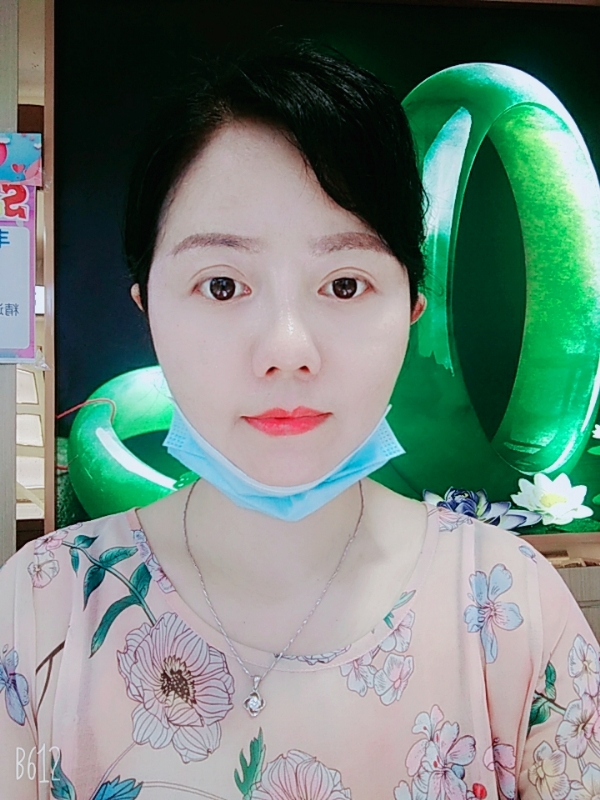 舞月飘雪的第二张照片--乌鲁木齐相亲服务中心