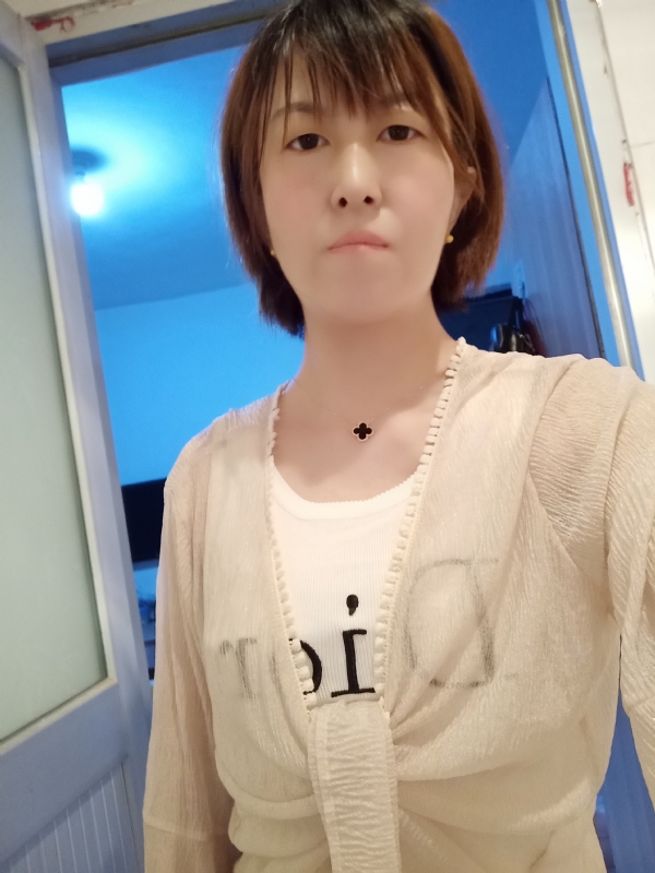 芬儿的第四张照片--乌鲁木齐相亲服务中心
