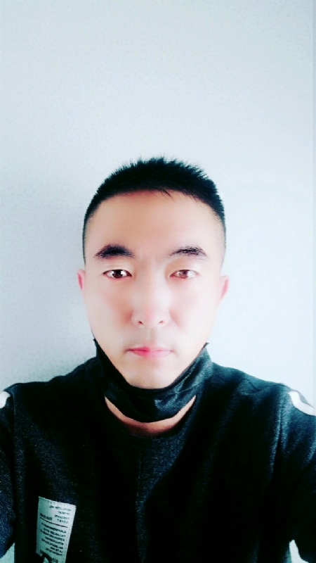 随缘的第一张照片--乌鲁木齐相亲服务中心