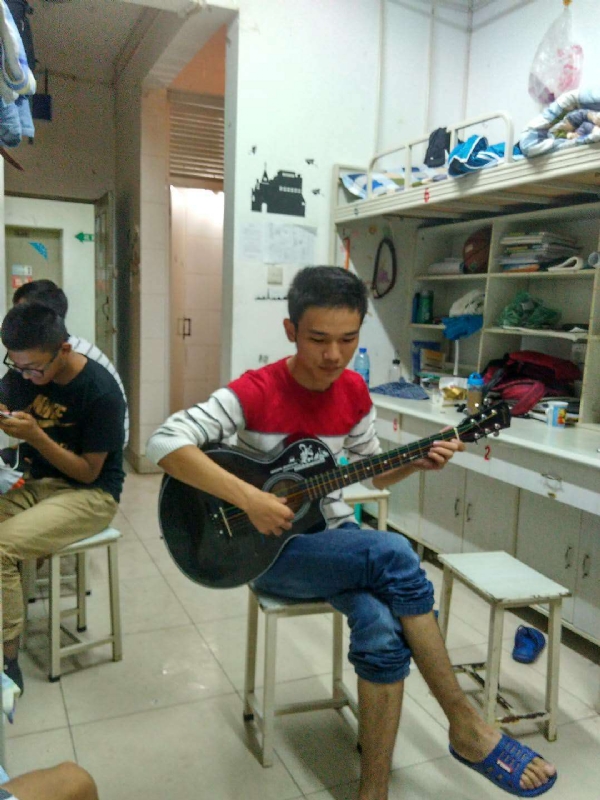 小林哥的第一张照片--乌鲁木齐相亲服务中心