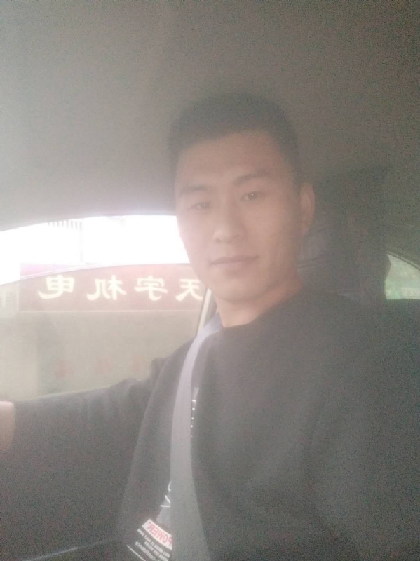 老鼠爱上猫的第一张照片--乌鲁木齐相亲服务中心