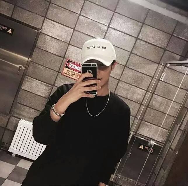 石材美容小王子的第一张照片--乌鲁木齐相亲服务中心