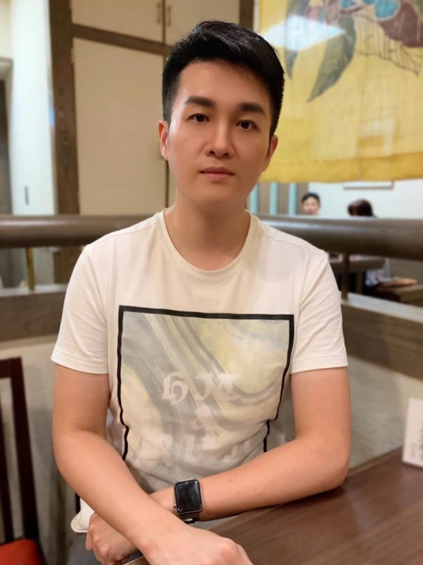 岁月流逝的第二张照片--乌鲁木齐相亲服务中心