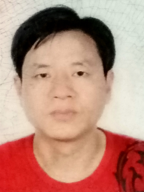 深拥你入怀的第一张照片--乌鲁木齐相亲服务中心