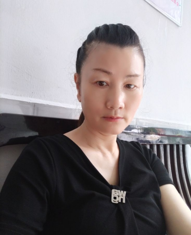 单只蝴蝶的第二张照片--乌鲁木齐相亲服务中心