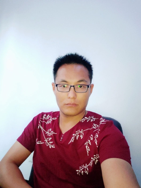 泉海洋的第一张照片--乌鲁木齐相亲服务中心