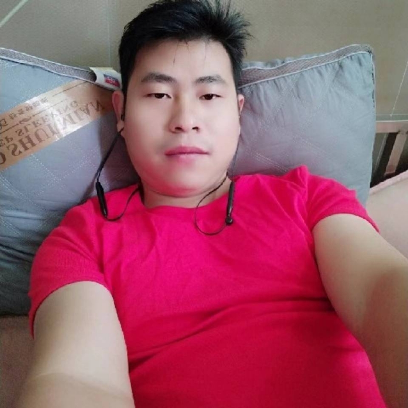 李强的第一张照片--乌鲁木齐相亲服务中心