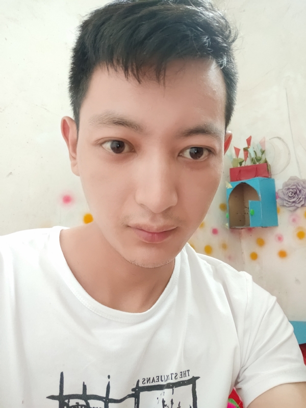 笑对人生的第一张照片--乌鲁木齐相亲服务中心