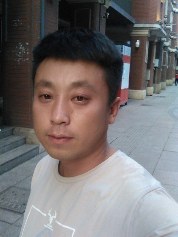 冰冷的心的第一张照片--乌鲁木齐相亲服务中心