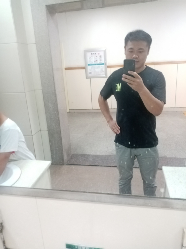 随遇而安的第一张照片--乌鲁木齐相亲服务中心