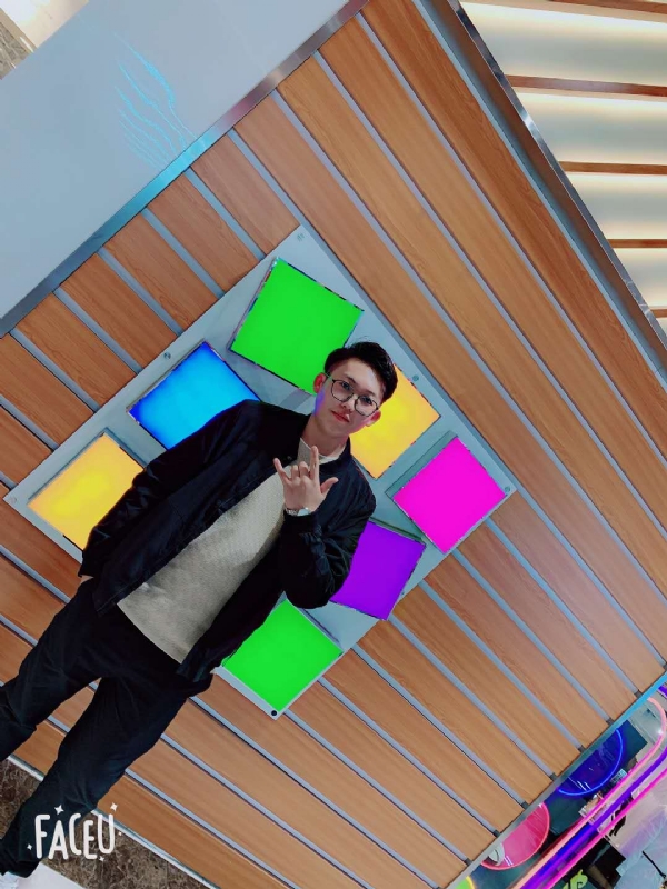 陪伴是最长情的告白的第一张照片--乌鲁木齐相亲服务中心