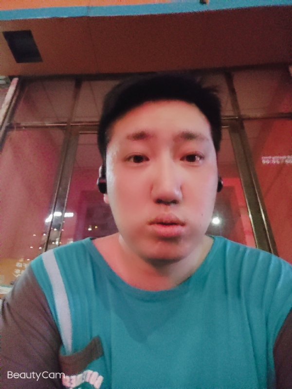 夜月星辰的第一张照片--乌鲁木齐相亲服务中心